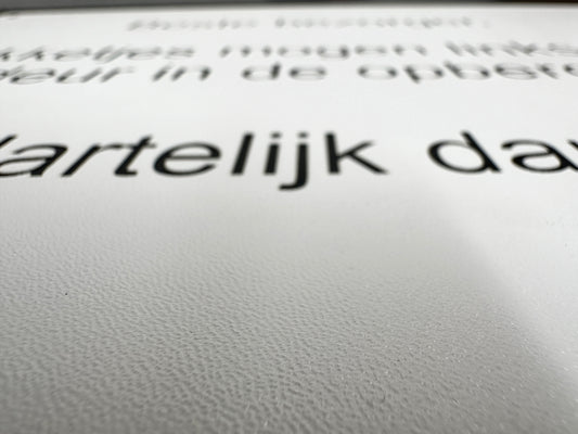 Krasbestendige bordjes, met gravure naar wens