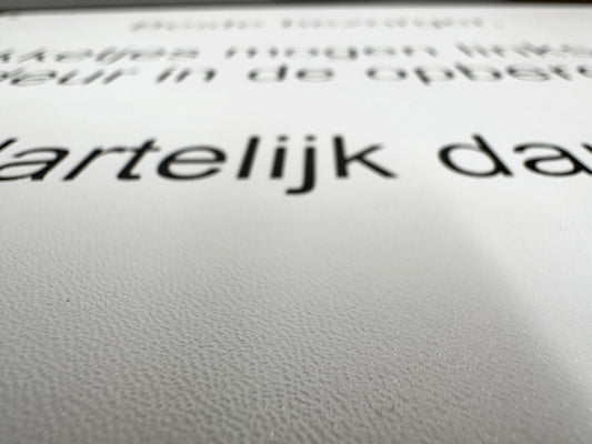 Krasbestendige bordjes, met gravure naar wens Speksnijder Laser Service