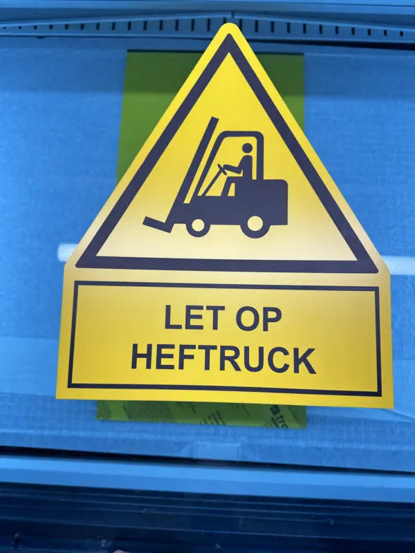 Let op Heftruck Speksnijder Laser Service
