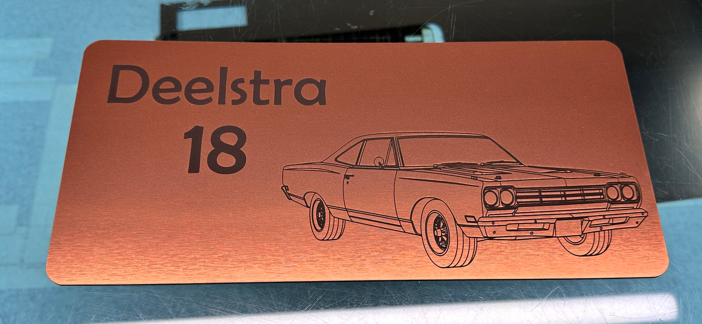 Geborsteld koper met gravure