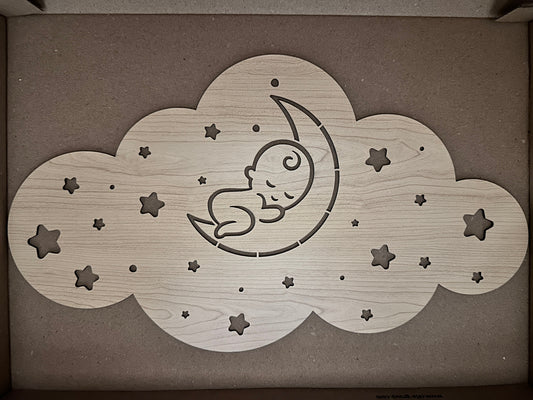 Wandplaatje met slapende baby op maantje Speksnijder Laser Service