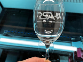 Wijnglas graveren