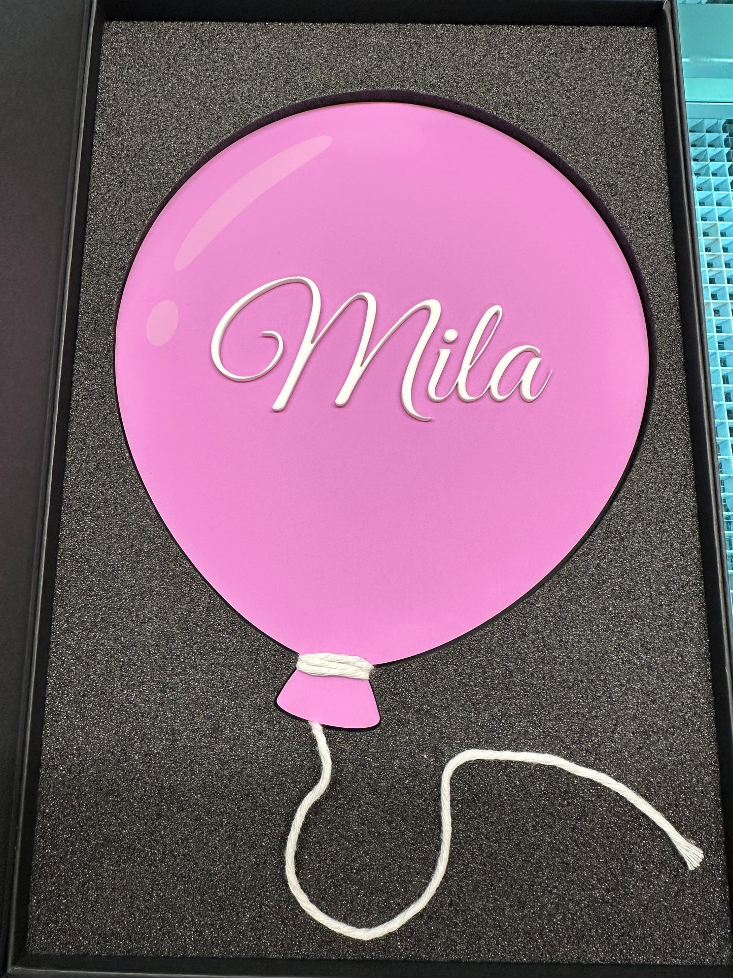 Gepersonaliseerde geboorte ballon van acrylaat Lasers en Laagjes