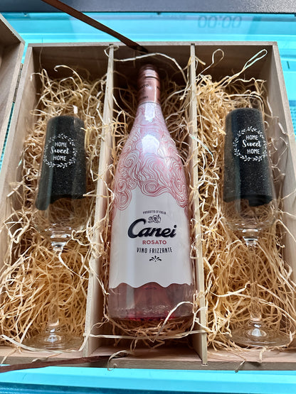 Wijn/champagne kistje met 2 crystal glazen inclusief gravure